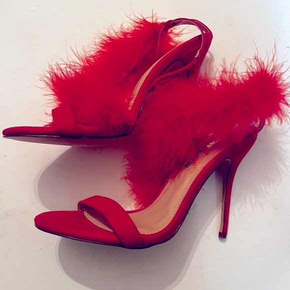 LILIANA RED FEATHER HEELS Sz 7 Women - Picture 6 of 11